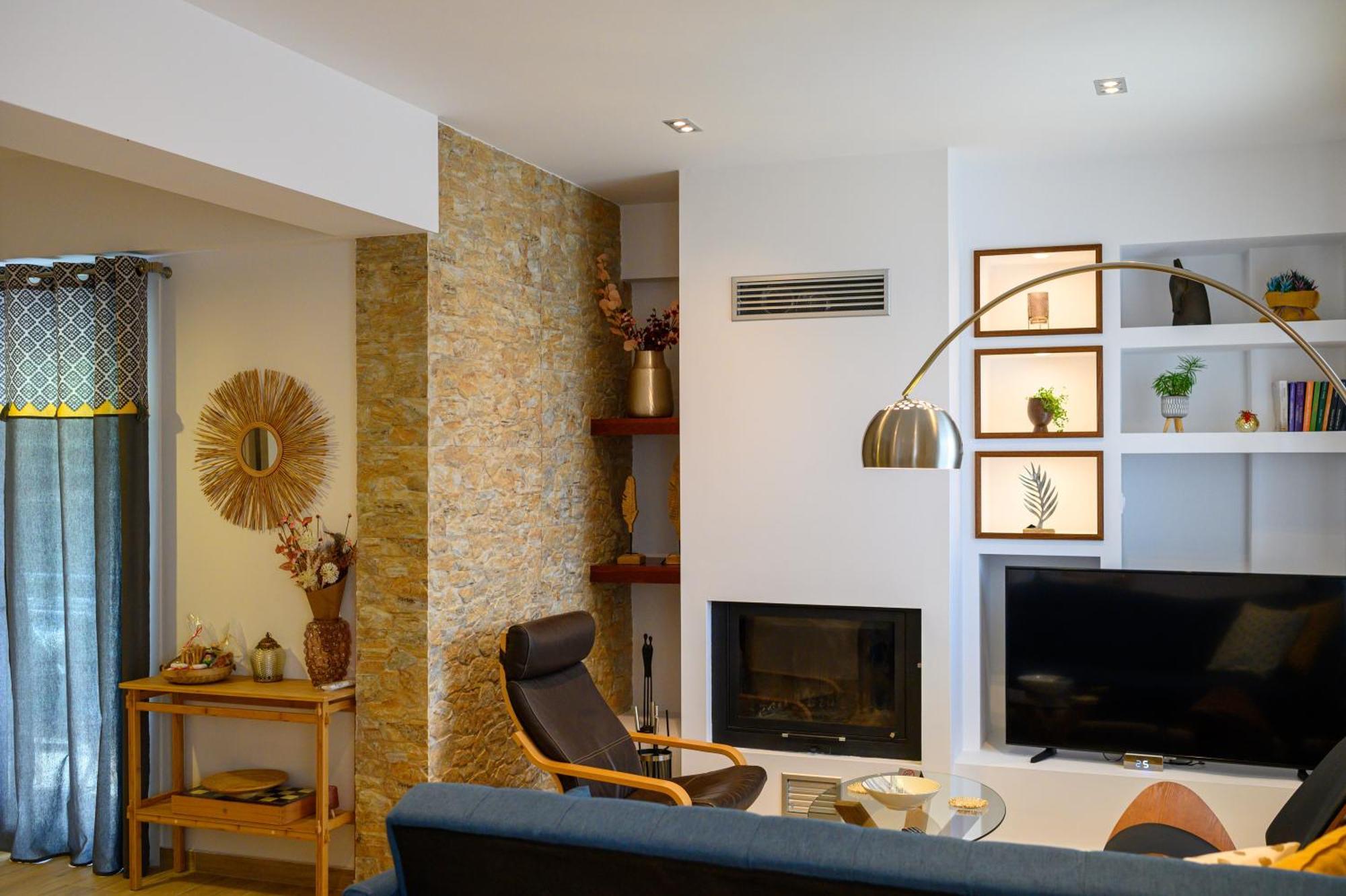 Chic Apartment In Nature, 5-Min Walk To The Beach Каламата Экстерьер фото